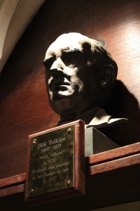 J.R.R. Tolkien's statue, in Oxford